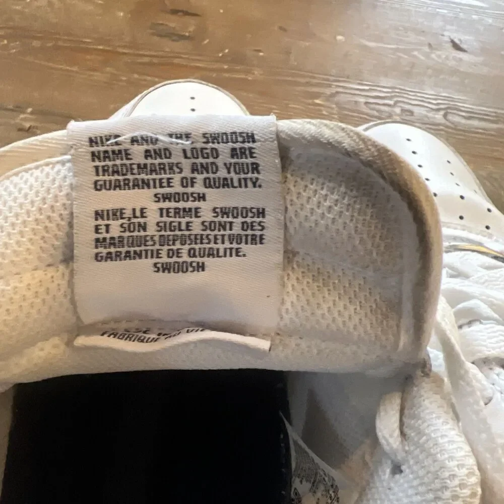 Nike product pair